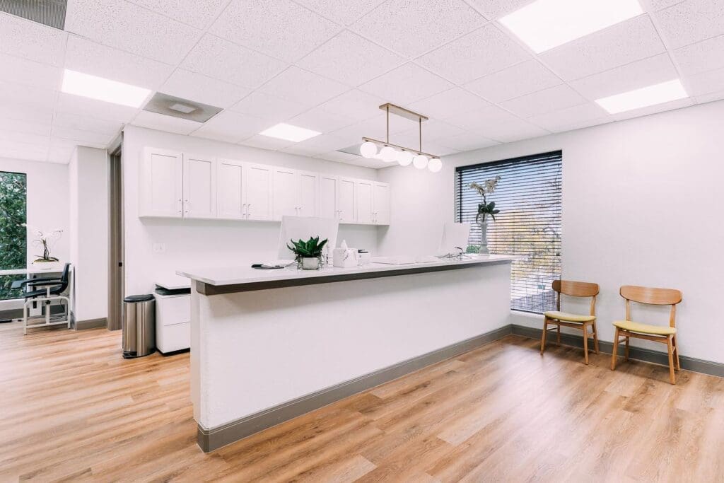 Hansen Health Solutions clinic lobby